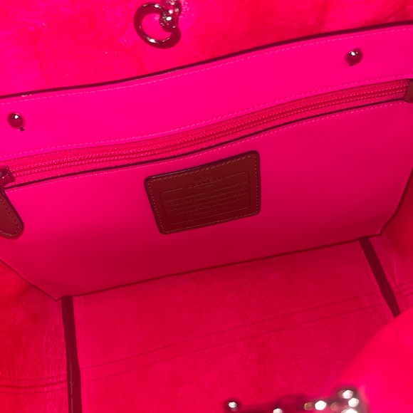 🌟🌟COACH TOTE. EUC - Picture 8 of 12